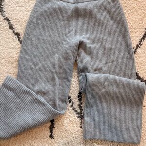 GAP Gray knit shaker stitch pant
